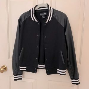 Varsity Style Jacket🖤